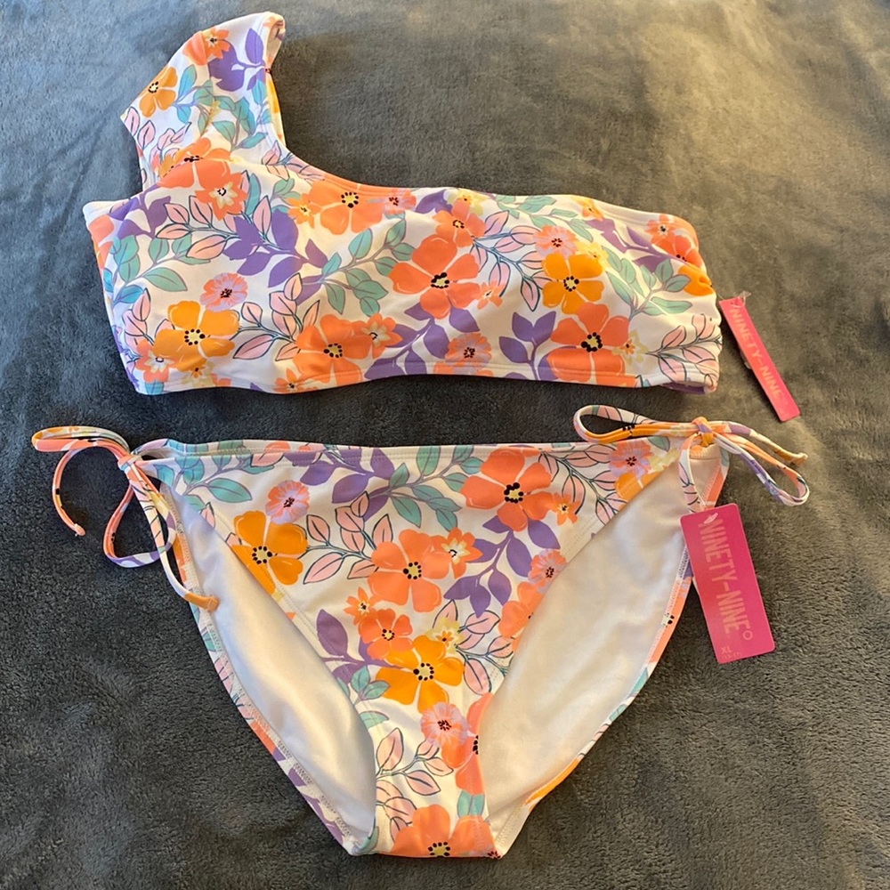 Ninety-Nine XL Two Piece